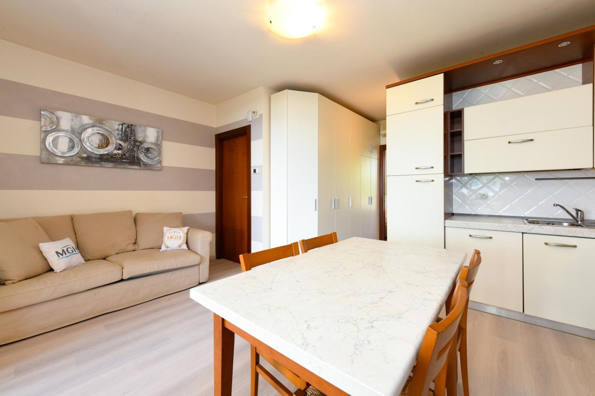 My Sirmione Beach Apartment Superior Exterior photo